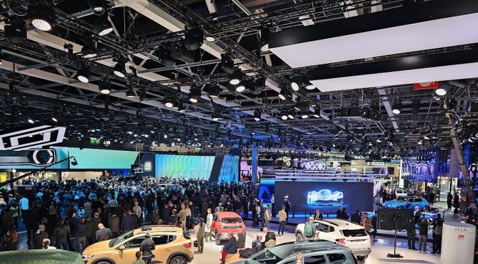 Un studiu contrazice miturile: Saloanele auto, stigmatizate înainte și după COVID – importanță majoră pentru decizia de cumpărare