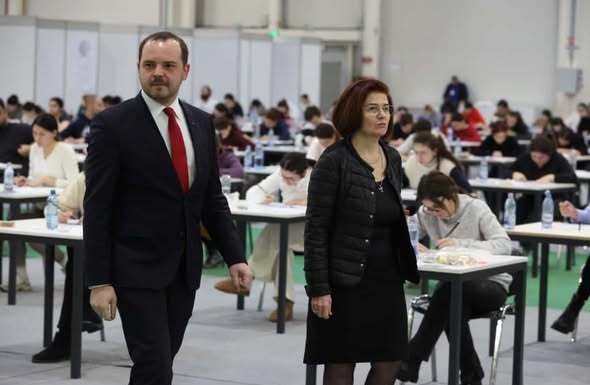 Alexandru Rogobete: Odată cu încheierea Concursului Naţional de Admitere în Rezidenţiat, avem acum o imagine clară asupra generaţiei care urmează să intre în sistem. Se vede limpede că nivelul de pregătire creşte constant, de la un an la altul