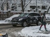 Vremea se răcește puternic până miercuri. Va ninge în mai multe zone. Stratul de zăpadă va fi de 2-6 cm