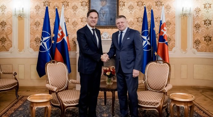 Robert Fico s-a întâlnit cu Mark Rutte la Bratislava. Ce i-a cerut premierul slovac șefului NATO