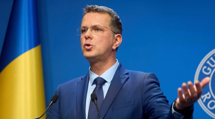 Ionuț Moşteanu: „Nu putem vorbi de tăieri de la apărare, când cad drone în fiecare săptămână. Mi se pare total inoportun”