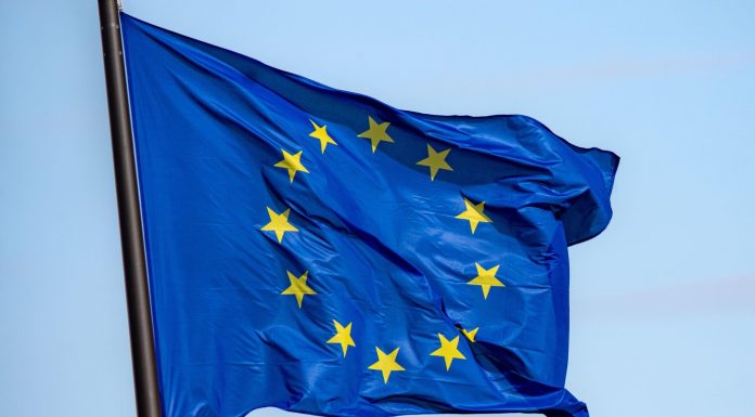 Uniunea Europeană introduce reguli mai stricte pentru publicitatea politică. Cum se aplică în România și cine monitorizează