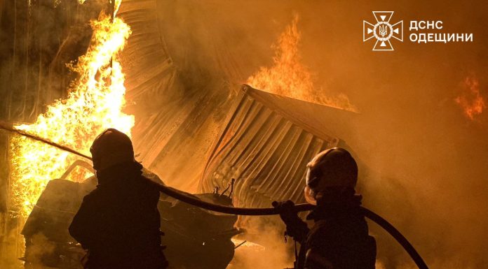 Bombardamente în 8 orașe ucrainene: 10 morți. Rusia a atacat cu sute de drone și rachete, anunță Volodimir Zelenski