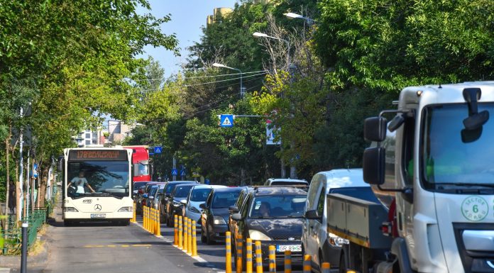 Bilete de autobuz și tramvai prin aplicație – sistemul redevine funcțional în toate orașele