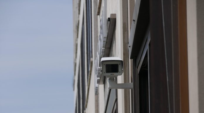 Atenție, șoferi! Sistemul de monitorizare rutieră va fi extins – Se vor colecta imagini de la toate camerele montate de autoritățile locale, dar și trimise de șoferi din trafic. ”Nu, nu este vorba de «Big Brother»"