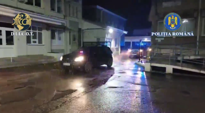 Operaţiunea Ziua Z – Poliţia Română şi DIICOT fac peste 200 de percheziţii şi caută 250 de persoane pentru a fi duse la audieri / Sunt vizate grupări de criminalitate organizată