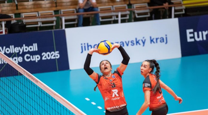 Volei feminin: Universitatea Cluj şi CSM Bucureşti, victorii în primul tur din Cupa României