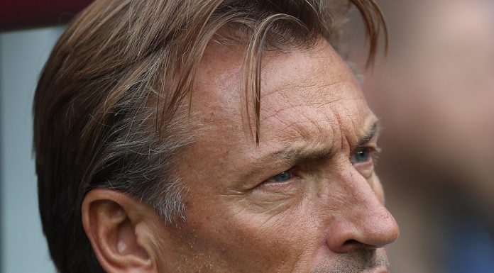 Fotbal: Herve Renard şi-a întrerupt conferinţa de presă în timpul chemării la rugăciune