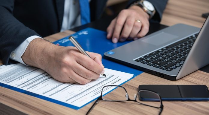 DECIZIE Copiile conforme vor putea fi certificate și cu semnătură electronică în instanțele civile