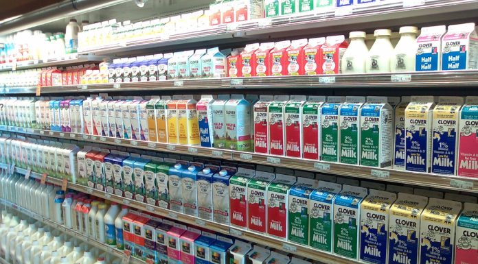 Cel mai sănătos lapte de pe raft, în opinia specialiștilor. Cum alegem sortimentul optim