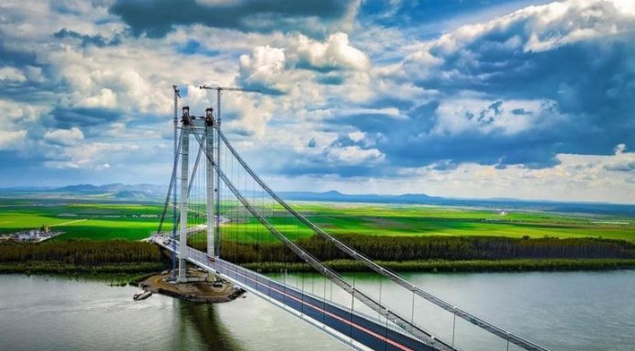 Podul peste Dunăre de la Brăila a intrat în reparații