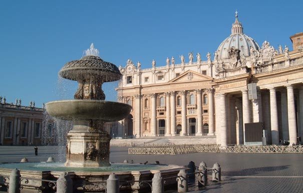 A fost reluat ”procesul secolului” de la Vatican. Papa Francisc, implicat în scandal, din cauza a patru decrete