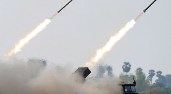 Rusia a folosit un număr record de rachete balistice în cel mai mare atac asupra rețelei electrice a Ucrainei din 2026