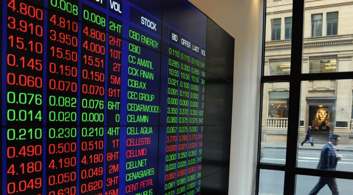 Bursele europene scad, pe fondul vânzărilor masive de metale prețioase; acțiunile miniere pierd 3%