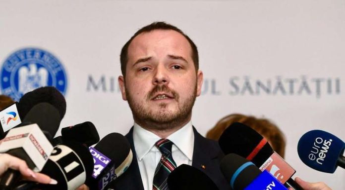 Rogobete: Zona de sănătate mintală a fost lăsată la şi altele în general în România. Nu există o strategie naţională coerentă pentru componenta de sănătate mintală, nu există o strategie pe adicţii. S-a pierdut controlul administrativ