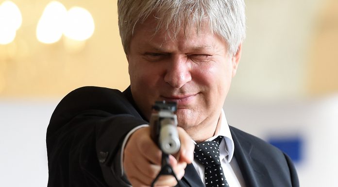 Decizie finală. Fostul primar Daniel Tudorache rămâne și cu banii și cu bijuteriile de două milioane de euro