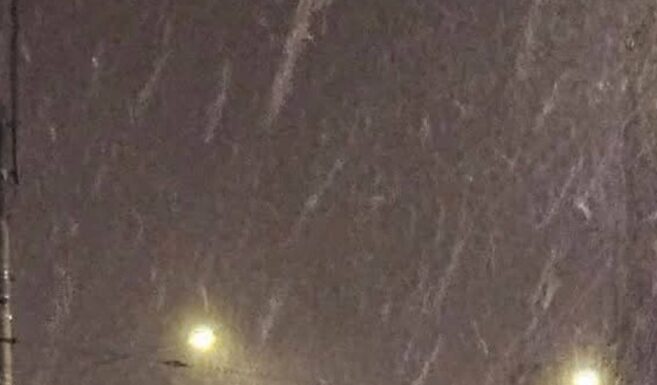 Ninge abundent în capitală. Bulevardele și străzile sunt acoperite de un strat consistent de zăpadă. Ce se va întâmpla în orele următoare