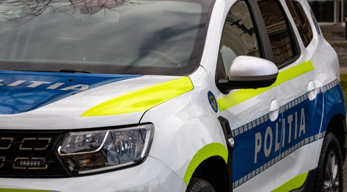 Val de violențe între adolescenți. Un tânăr de 19 ani și-a agresat colega la liceu, în Vaslui. Caz similar și în Neamț