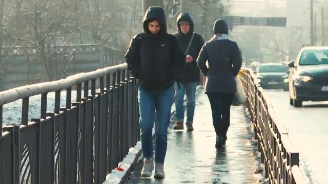 Vremea de azi, 1 februarie. Ger și ninsori așteptate în sudul și estul țării. Unde se vor înregistra până la 8 grade