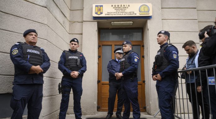 DNA l-a ridicat pe apropiatul lui Gruia Stoica. Procurorii suspectează o mită de 500.000 de euro