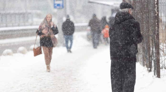 ANM: Răcire accentuată și ninsori. Cum va fi vremea luni și marți în Capitală