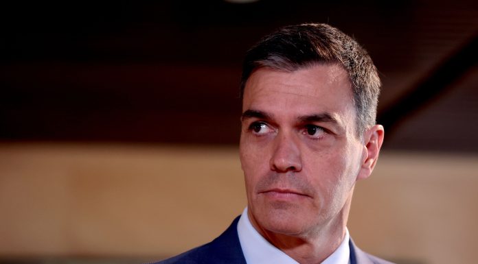 Și Spania vrea să interzică accesul copiilor la rețelele sociale. Pedro Sanchez: „Îi vom proteja de Vestul Sălbatic digital”