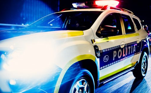 Posibile rămășițe umane găsite lângă o casă din Slobozia. Polițiștii verifică 120 de hectare cu drone și câini specializați