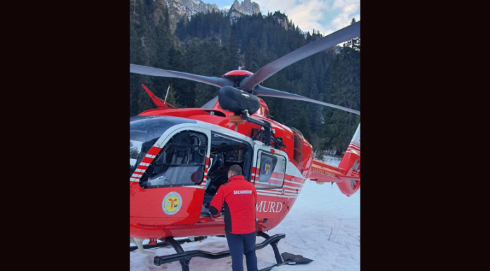 Acțiune de salvare în Munții Bucegi: o persoană, dusă la spital cu elicopterul SMURD. Salvamontiștii trag un semnal de alarmă