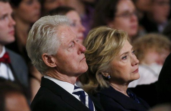 Fostul președinte american Bill Clinton și soția sa acceptă să fie audiați în Cogres în cadrul anchetei privind afacerea Epstein