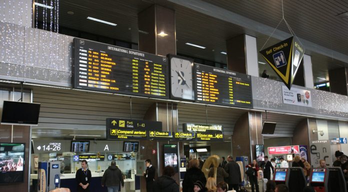 Apa de la robinet este potabilă și gratuită în Aeroportul „Henri Coandă” și poate fi utilizată de către pasageri