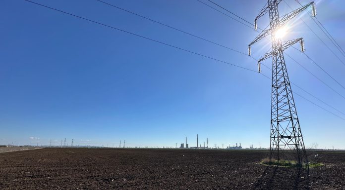 Cum durata de conectare la rețea este extrem de importantă, El-Mor propune două proiecte BESS la scară utilitară, gata de livrare, în România