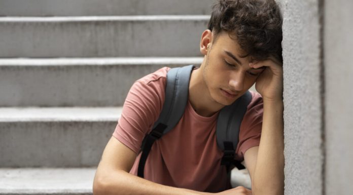 Explozie de psihoze la tineri: Numărul de cazuri a crescut cu 60% în ultimii 26 de ani