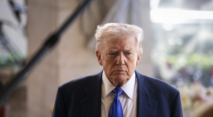 Casa Albă: Donald Trump „nu a fost surprins” de ultimul val de atacuri aeriene masive rusești asupra Ucrainei