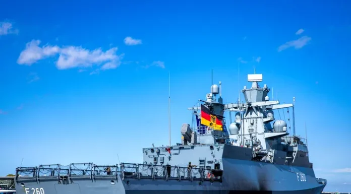 Un român și un grec au încercat să saboteze mai multe nave militare din Germania. Ce metode au folosit cei doi pentru a distruge corvetele germane