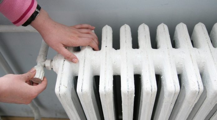 Băluţă anunţă un proiect de hotărâre care va fi promovat în CGMB: Dacă nu livrăm apa caldă şi căldura în parametri, să plătească cine este de vină, oamenii nu plătesc nimic