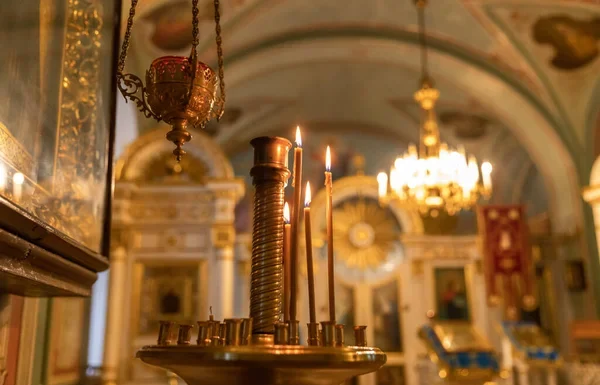 De ce se sfințesc lumânările de Întâmpinarea Domnului?