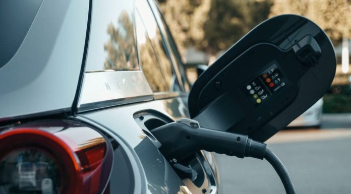 China va interzice mânerele ascunse ale ușilor mașinilor electrice