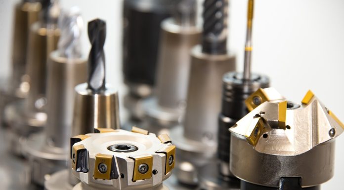 Industria începe anul cu stângul, pe fondul comenzilor reduse. Optimismul managerilor se subțiază GRAFICE