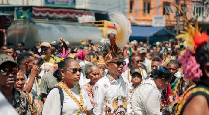 Care este țara cu cele mai multe limbi vorbite din lume