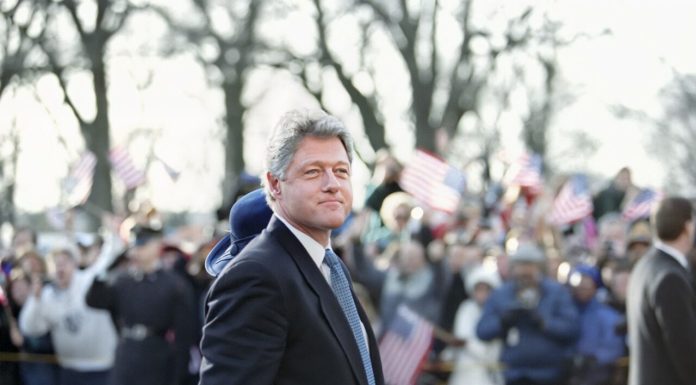 Bill și Hillary Clinton au acceptat să depună mărturie în ancheta Congresului SUA privind legătura cu dosarul Epstein