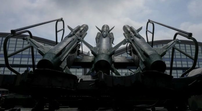 Rutte: NATO grăbește livrarea rachetelor de apărare antiaeriană către Ucraina