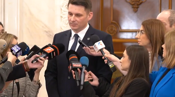 Abrudean: Eu nu cred că se clatină scaunul lui Ilie Bolojan în acest moment, nici la conducerea PNL, nici în fruntea Guvernului / Un vot de încredere, dacă va fi cerut, e absolut normal / Sunt liberali care critică, în general, conducerea partidului