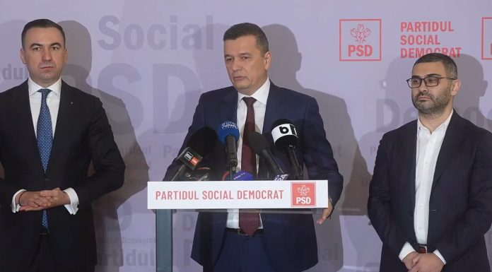 Grindeanu spune că această apocalipsă a tăierilor, a datului afară, a reducerilor trebuie gândită mult mai aşezat de acum înainte: În momentul în care guvernezi, trebuie să te ghideze în primul rând dorinţa de a face bine românilor, nu de a face rău