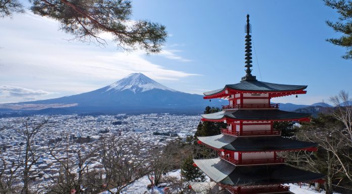 Japonia a descoperit că stă pe zăcăminte de pământuri rare care pot asigura 780 de ani consumul global în domenii vitale