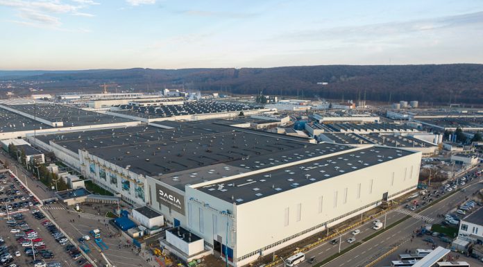 Semnal îngrijorător – Productia de automobile începe anul în scădere. Dacia, la un pas să fie depășită de Ford