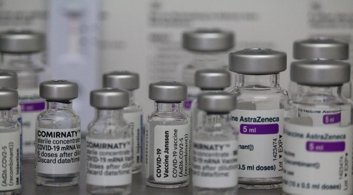 Vaccinuri COVID refuzate – România în fața notei de plată. Este așteptat primul verdict în procesul cu Pfizer