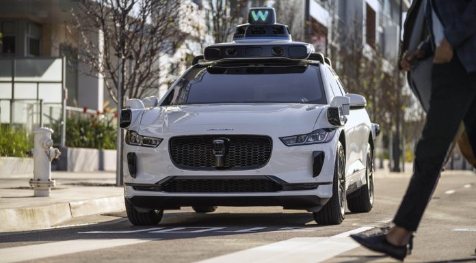 Waymo, divizia de conducere autonomă a grupului Alphabet, vrea să atragă o finanțare de circa 16 miliarde de dolari