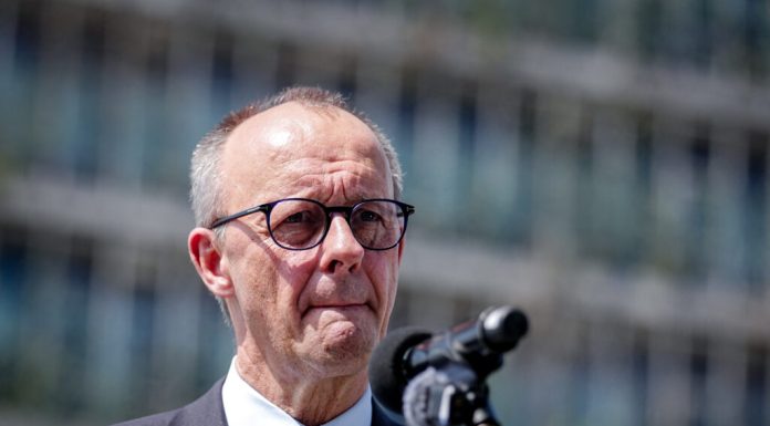 Friedrich Merz îl îndeamnă pe Donald Trump la o presiune mai puternică asupra lui Vladimir Putin