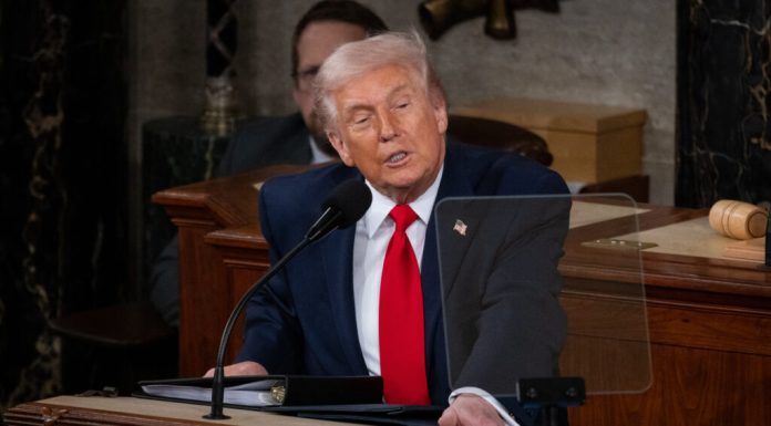 Donald Trump anunță că rezolvarea războiului din Ucraina este printre prioritățile sale: „Există o ură extraordinară între președintele Putin și președintele Zelenski”