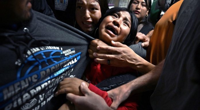 World Press Photo 2026 – Imaginea anului surprinde drama separării unei familii de migranţi în SUA/ Expoziţia internaţională ajunge şi anul acesta la Bucureşti, în luna mai